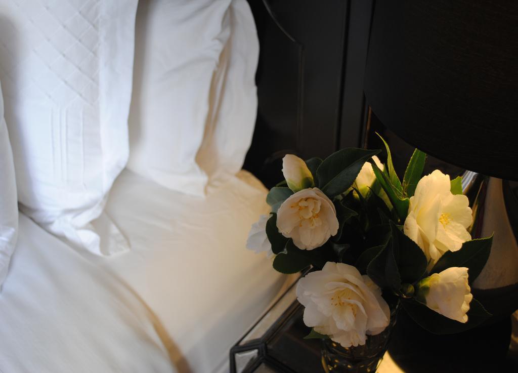 Bed Of Roses Villa อะพอลโลเบย์ ภายนอก รูปภาพ